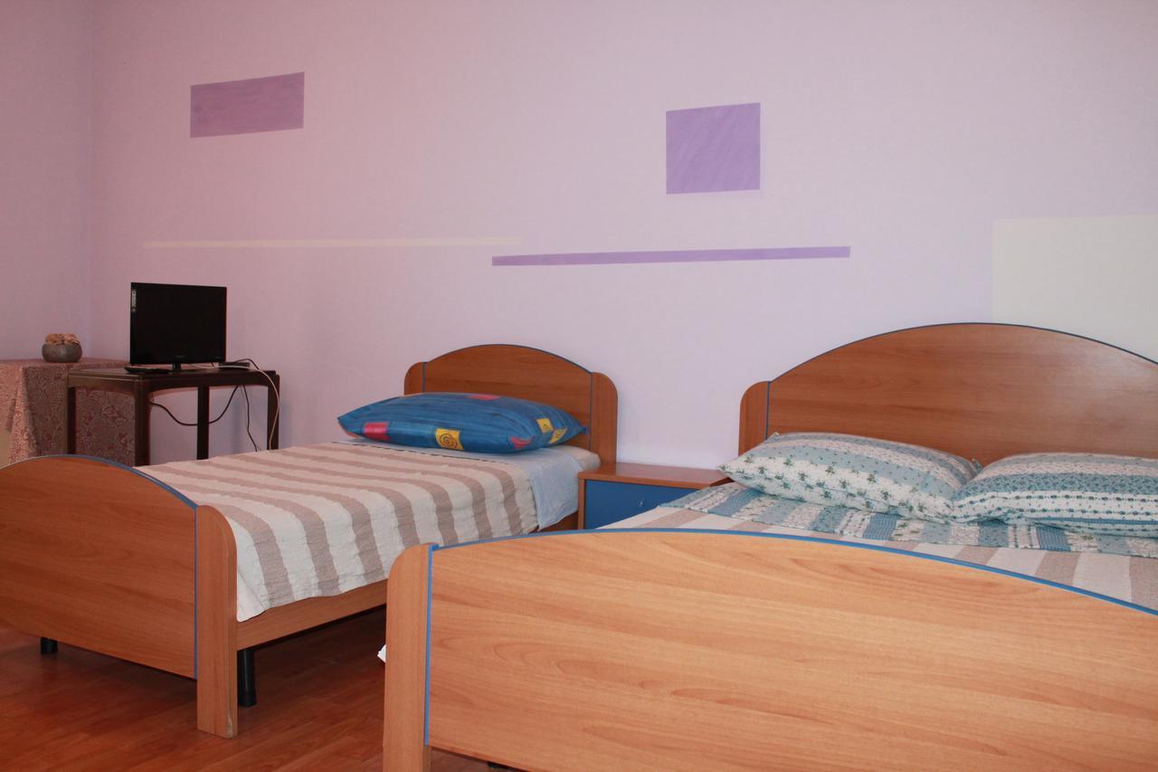 Apartments Ana Pula Exterior photo